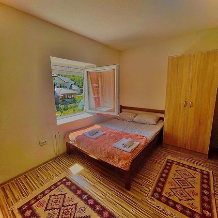 Bed and Breakfast The Blue Eye Vusanje Екстер'єр фото