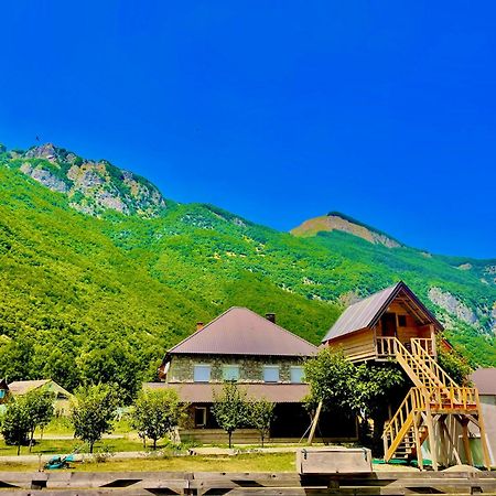 Bed and Breakfast The Blue Eye Vusanje Екстер'єр фото
