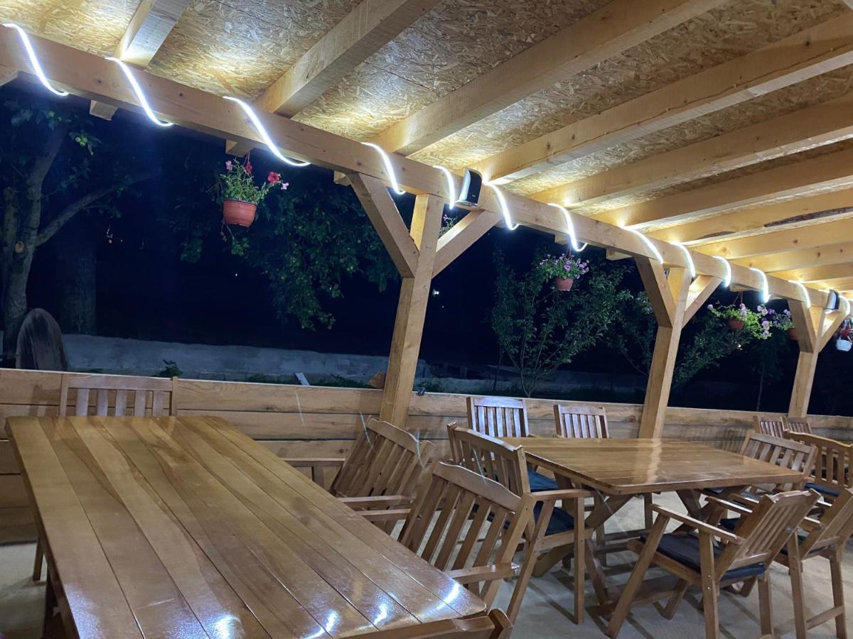 Bed and Breakfast The Blue Eye Vusanje Екстер'єр фото